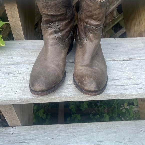 Frye olive shorty boot - Picture 2 of 6